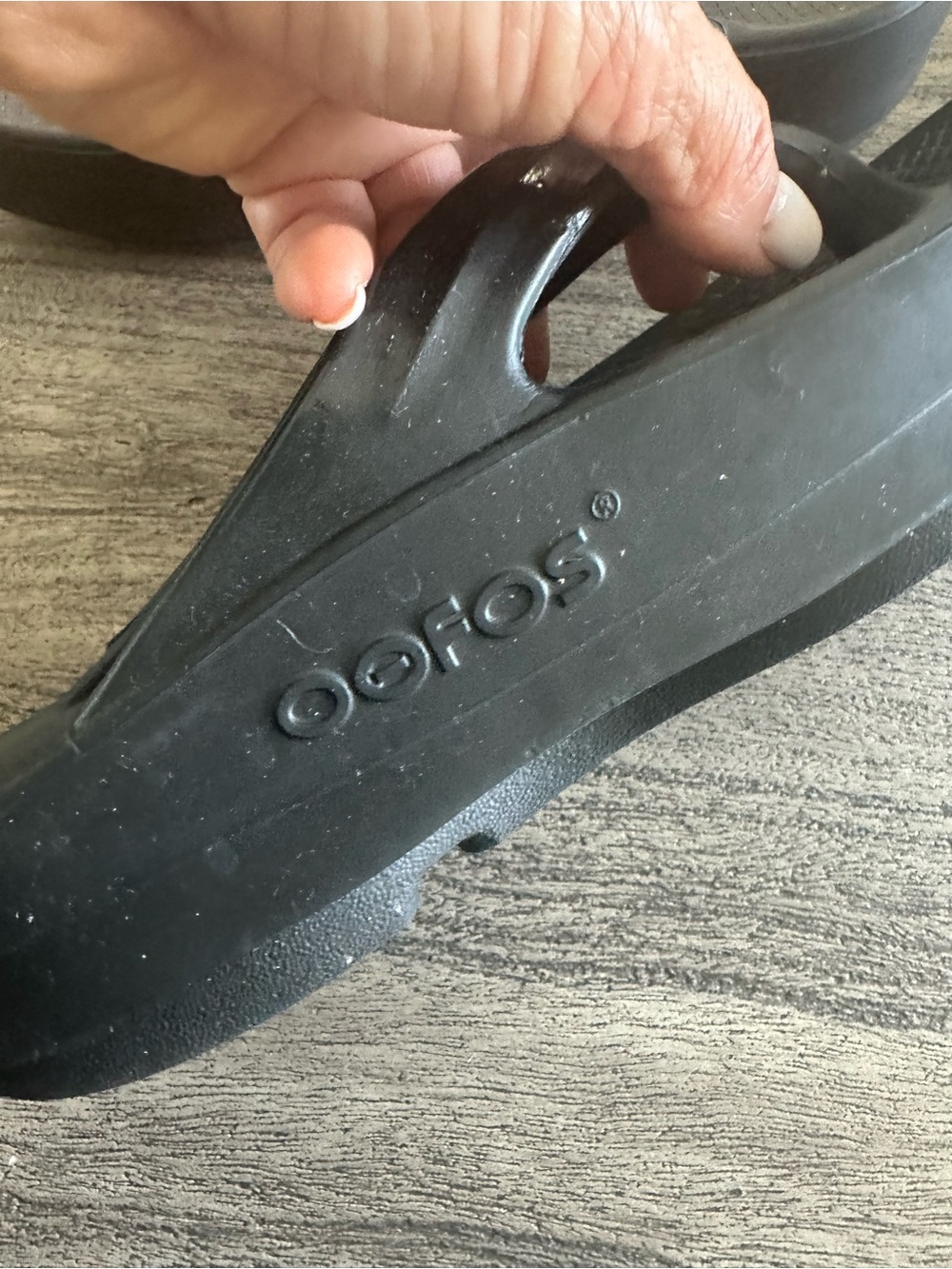 OOFOS Black Platform Thong Sandals - Picture 3 of 6